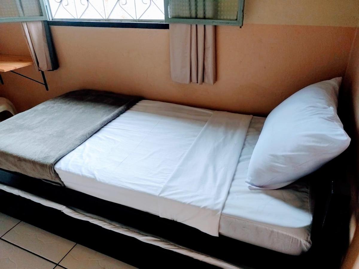Jo House Hostel Боа Виста Екстериор снимка